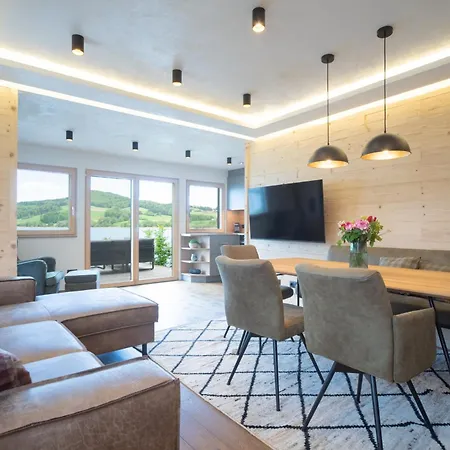 Semesterbostad Exklusives Seehaus Lakehouse In Bestlage Mit Geheiztem Badefass, Boot, Kajak, Sup
