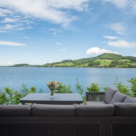 Exklusives Seehaus Lindners Lakehouse In Bestlage Mit Privaten Sandstrand Und Eigenem Boot * اوبرتروم ام سي