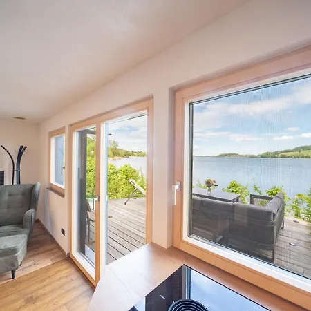 Exklusives Seehaus Lakehouse In Bestlage Mit Geheiztem Badefass, Boot, Kajak, Sup Semesterbostad Obertrum am See