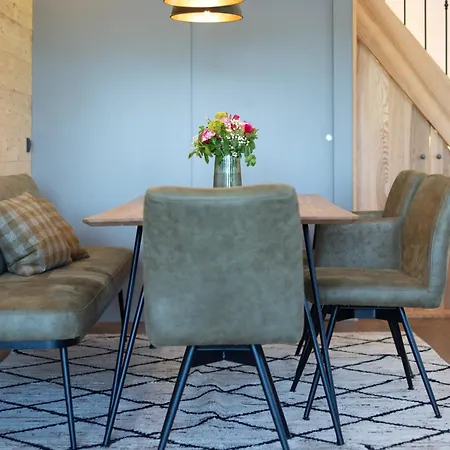 Exklusives Seehaus Lindners Lakehouse In Bestlage Mit Privaten Sandstrand Und Eigenem Boot Dom wakacyjny