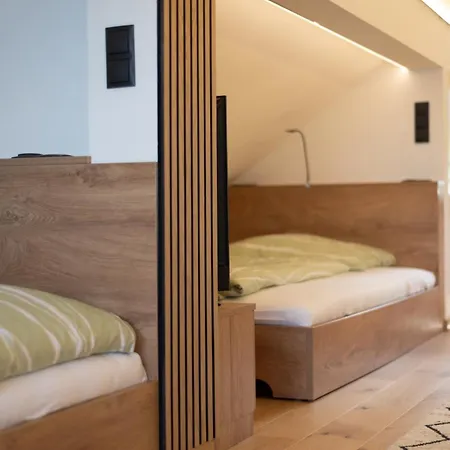 بيت للعطل Exklusives Seehaus Lindners Lakehouse In Bestlage Mit Privaten Sandstrand Und Eigenem Boot