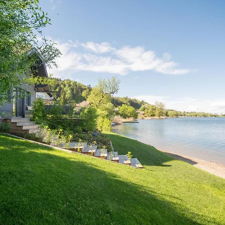 Semesterbostad Exklusives Seehaus Lakehouse In Bestlage Mit Geheiztem Badefass, Boot, Kajak, Sup *