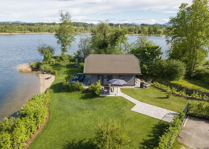 בית נופש Exklusives Seehaus Lakehouse In Bestlage Mit Privaten Sandstrand Und Eigenem Boot Und Sup