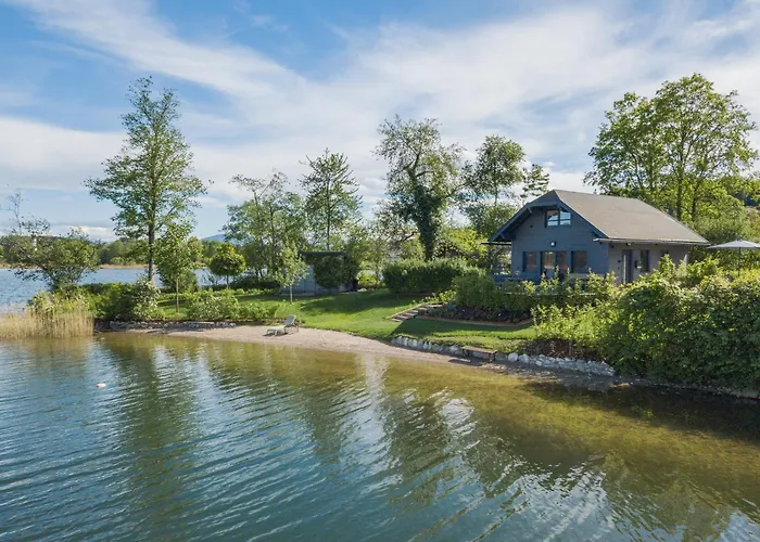 Exklusives Seehaus Lakehouse In Bestlage Mit Privaten Sandstrand Und Eigenem Boot Und Sup Obertrum am See