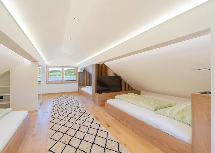 Exklusives Seehaus Lakehouse In Bestlage Mit Privaten Sandstrand Und Eigenem Boot Und Sup בית נופש אוברטרום אם זי