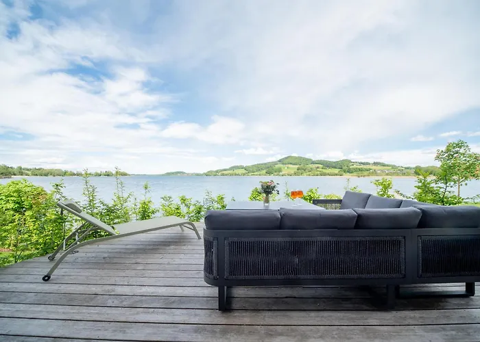 בית נופש Exklusives Seehaus Lakehouse In Bestlage Mit Privaten Sandstrand Und Eigenem Boot Und Sup אוברטרום אם זי