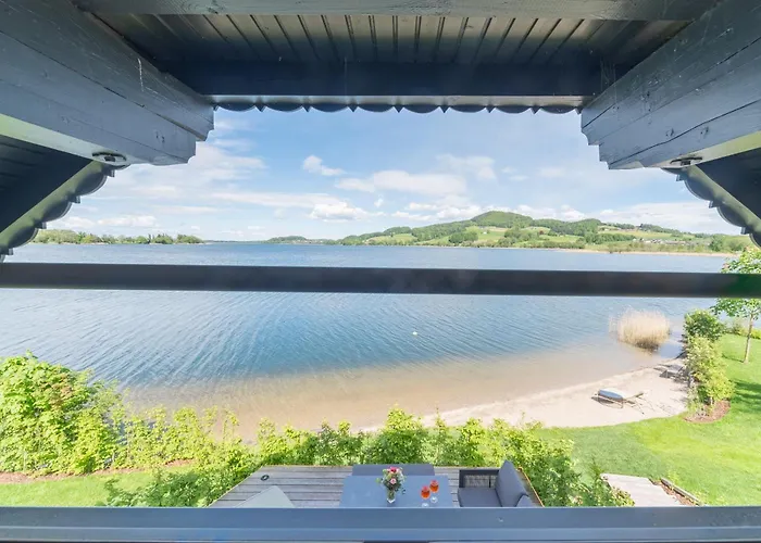 Exklusives Seehaus Lakehouse In Bestlage Mit Privaten Sandstrand Und Eigenem Boot Und Sup